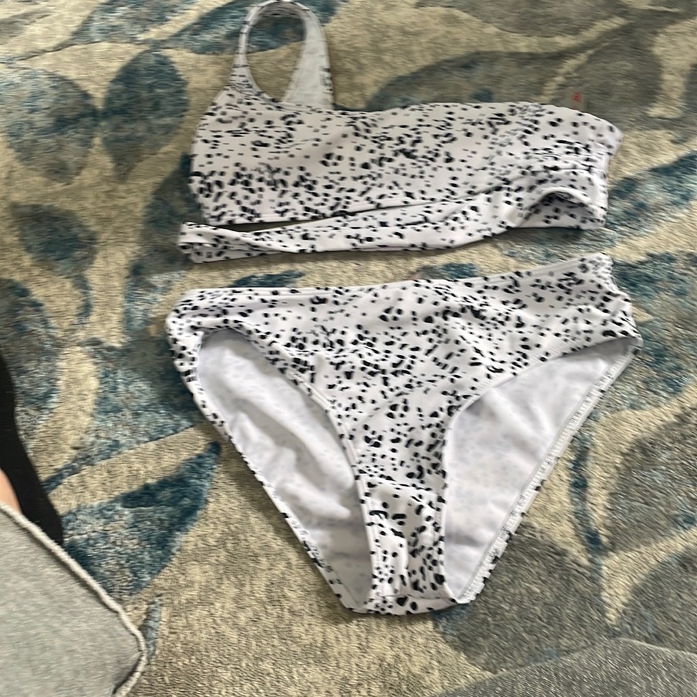 en shoulder bikini